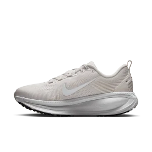 W NIKE VOMERO 18